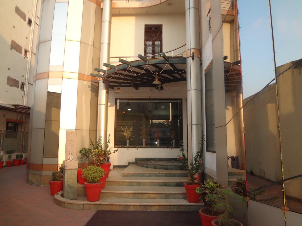 Hotel Airport Residency Ahmedabad Exterior photo