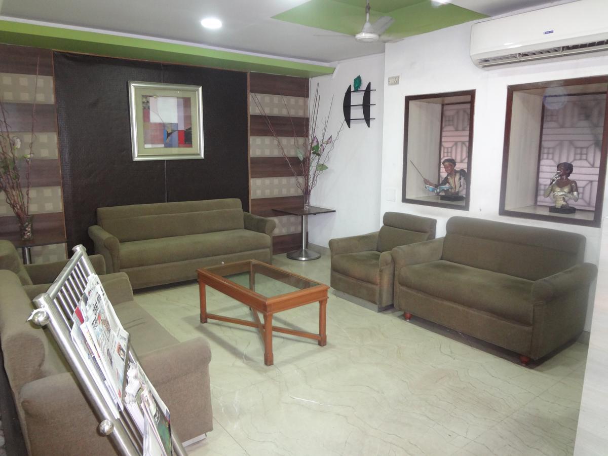 Hotel Airport Residency Ahmedabad Exterior photo