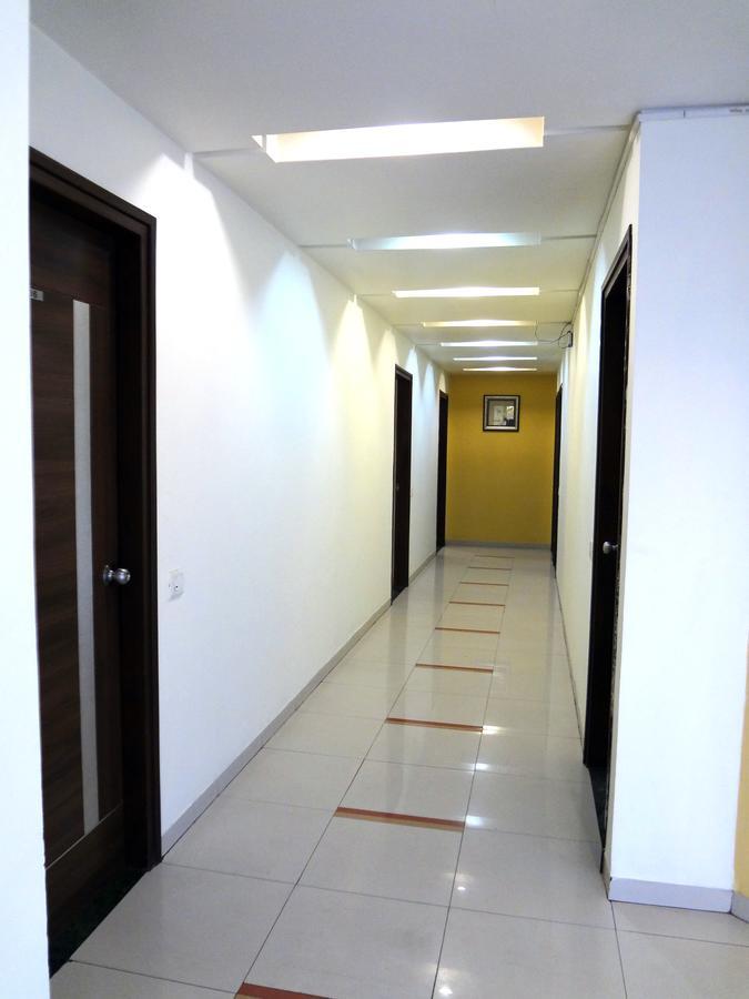 Hotel Airport Residency Ahmedabad Exterior photo